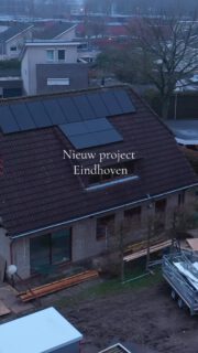 Na een intensief vergunningstraject zijn we eindelijk van start! 

Deze woning in Eindhoven ondergaat een volledige transformatie. Het eindresultaat? Straks herken je ’m nauwelijks meer terug.

Het wordt een chique villa… Binnenkort delen we alvast de 3D-render als voorproefje!

#bouwbedrijfvalent #villa #homerenovation #renovation 
#eindhoven